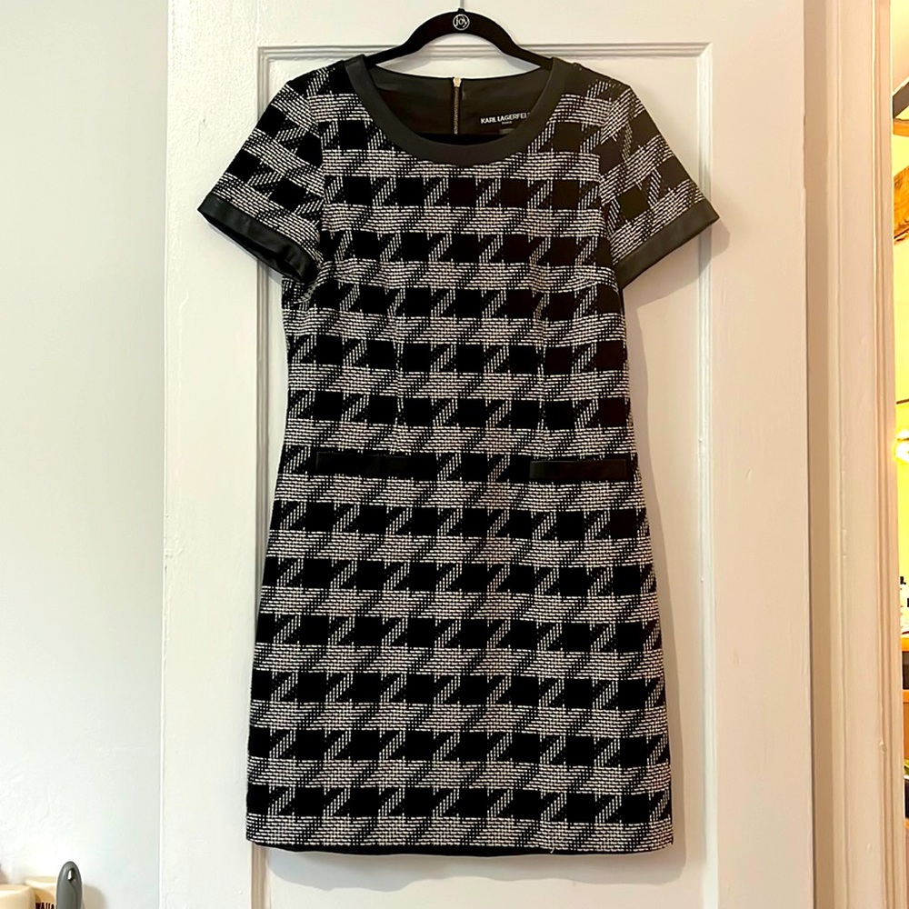 Karl Lagerfeld black and white houndstooth tweed mini shift dress. Size 8.